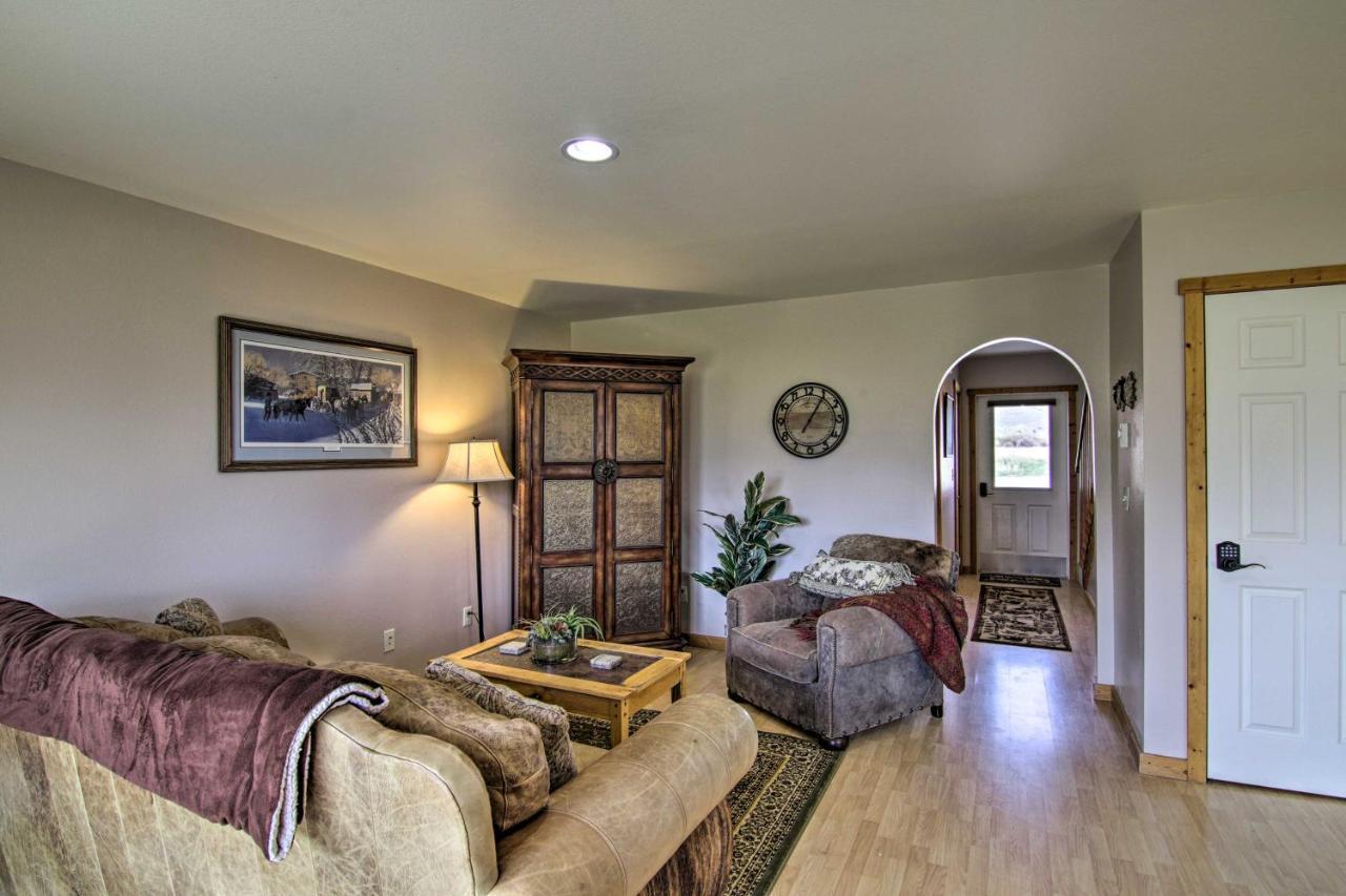 Airy Emigrant Townhome With Sweeping Mtn Views! Exterior foto